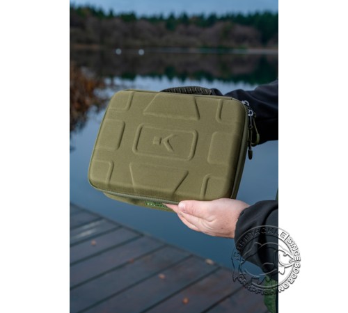 Сумка для аксессуаров с жесткой крышкой Korum Progress Hardcase Pouch 4l