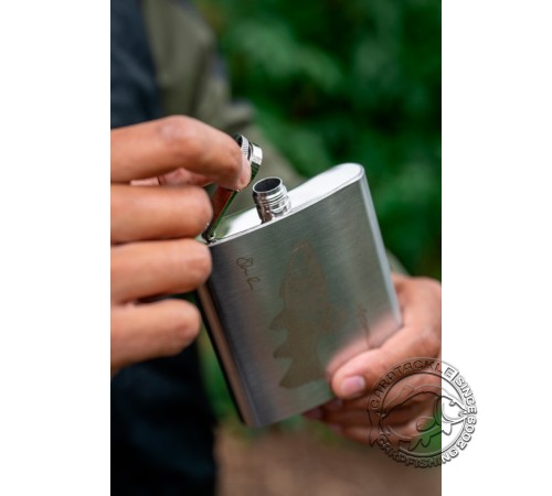 Фляга Korum Classic Hip Flask Tench