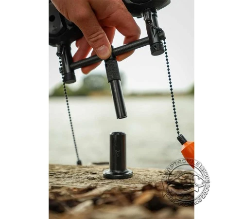 Стаканы для понтона FOX Black Label